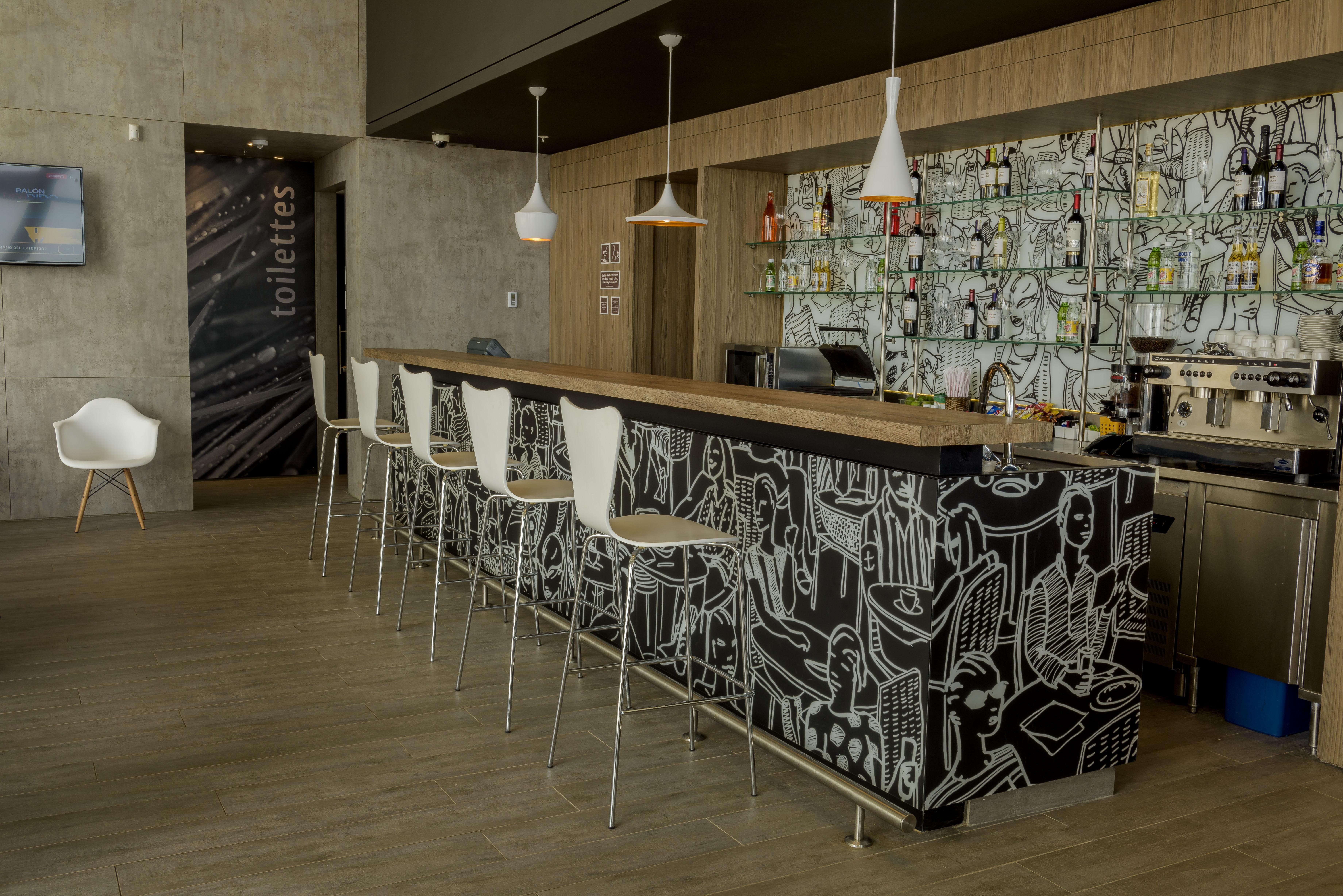 Ibis Cartagena Marbella Hotel Екстериор снимка