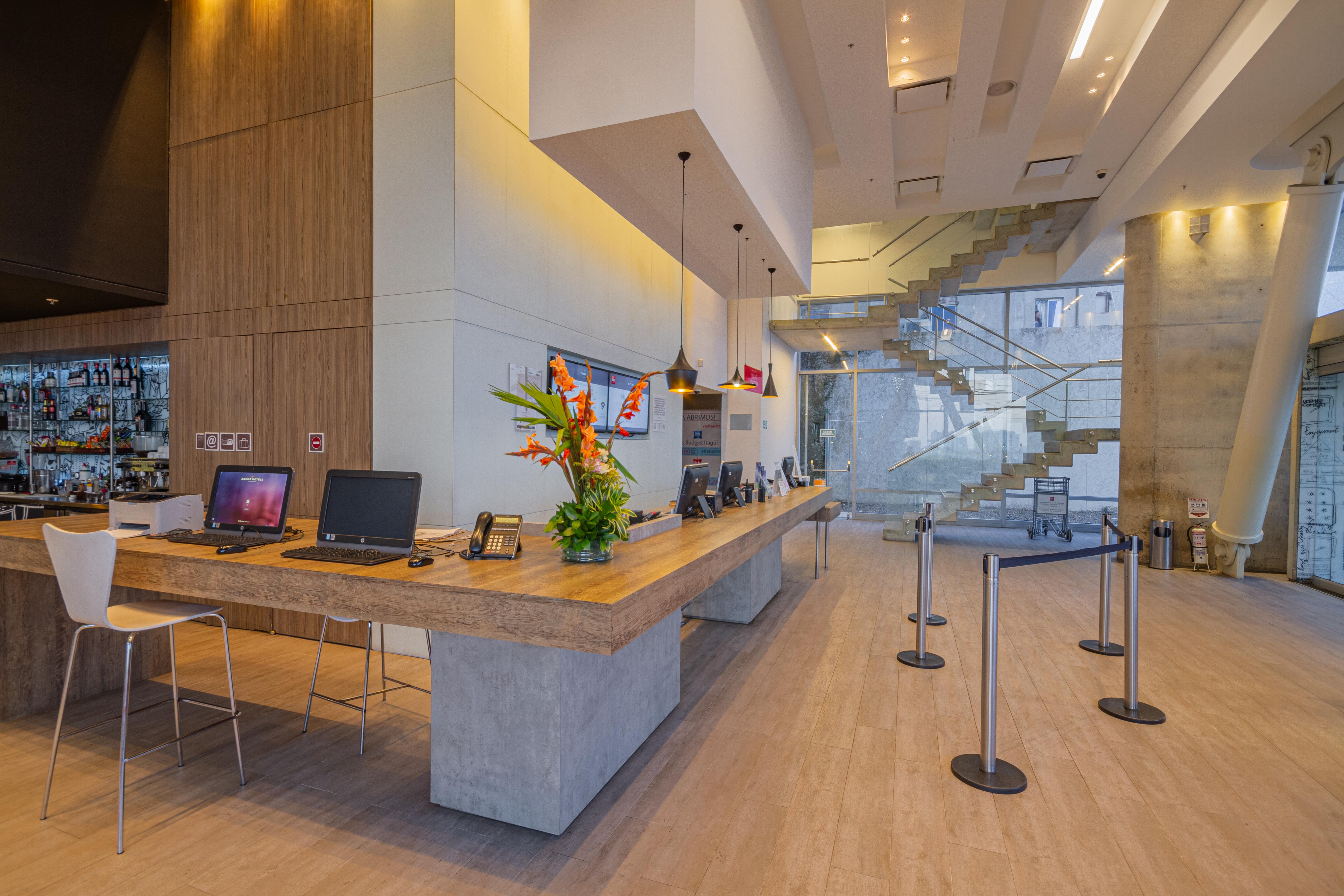 Ibis Cartagena Marbella Hotel Екстериор снимка